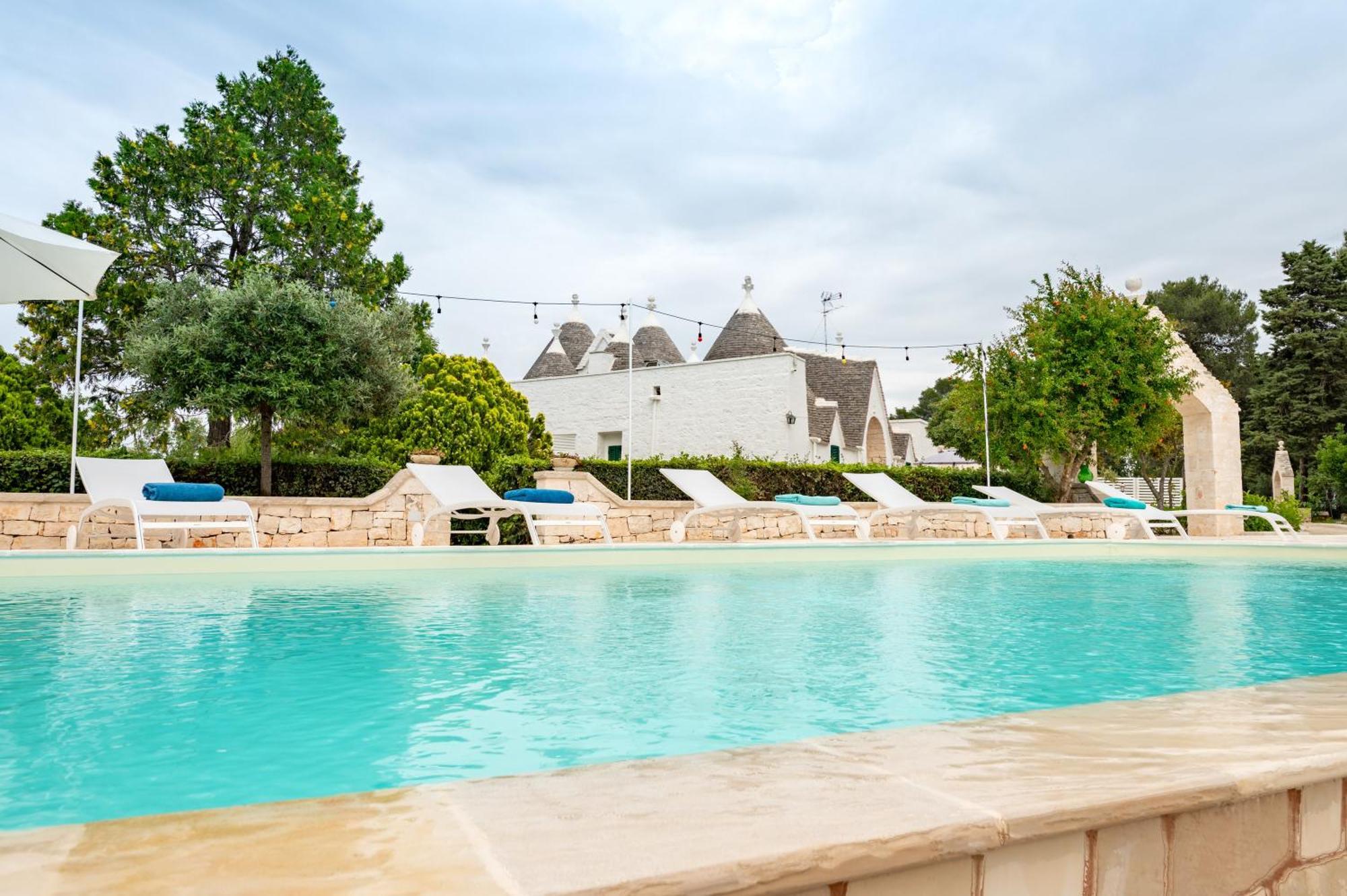 Trullo Degli Anelli In Masseria Чистернино Экстерьер фото