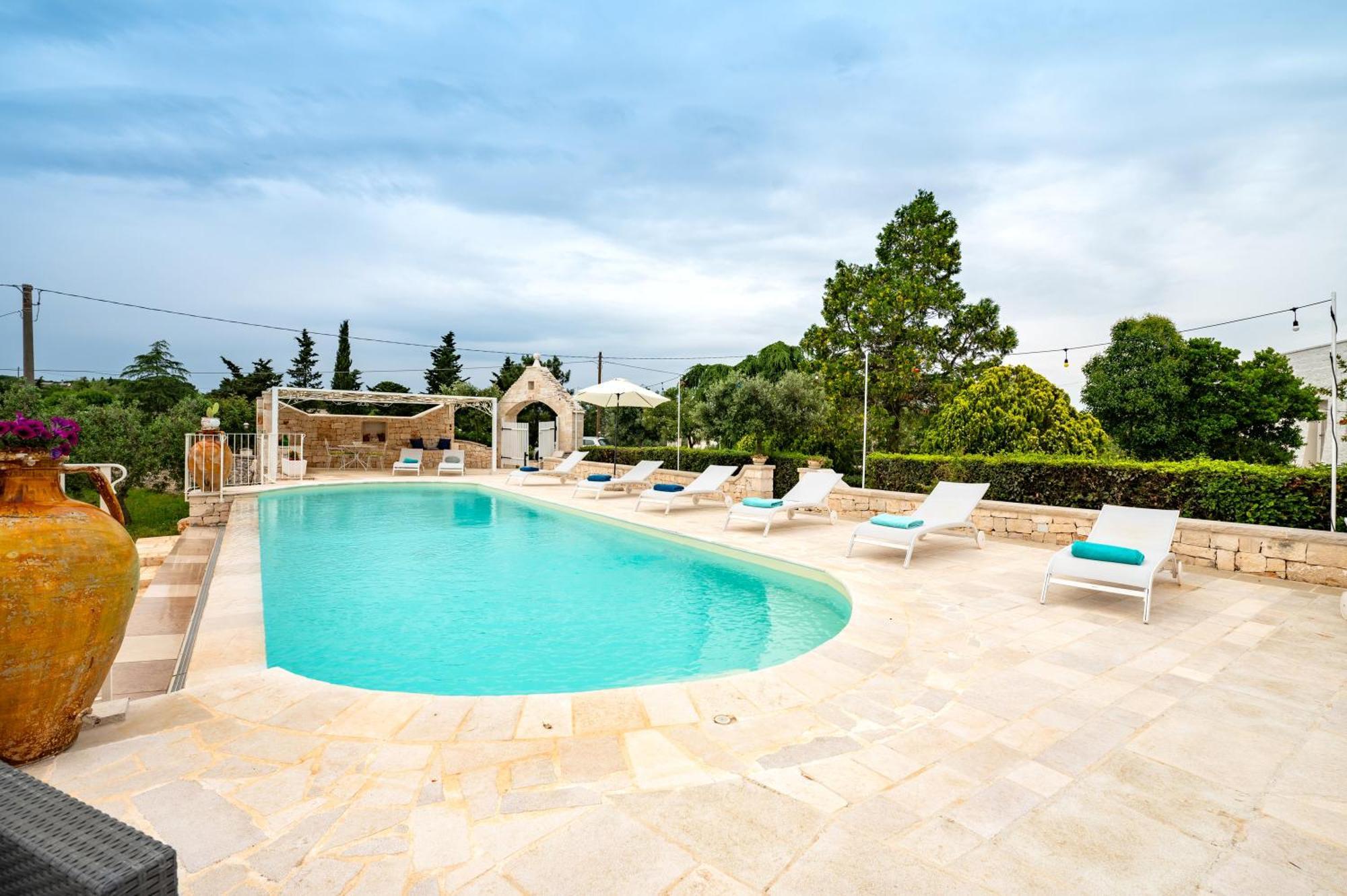 Trullo Degli Anelli In Masseria Чистернино Экстерьер фото
